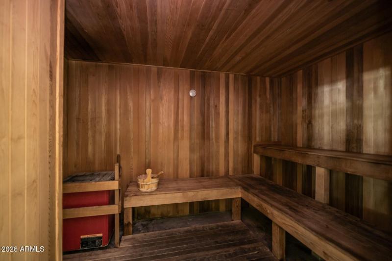 114 W Adams St Unit 503