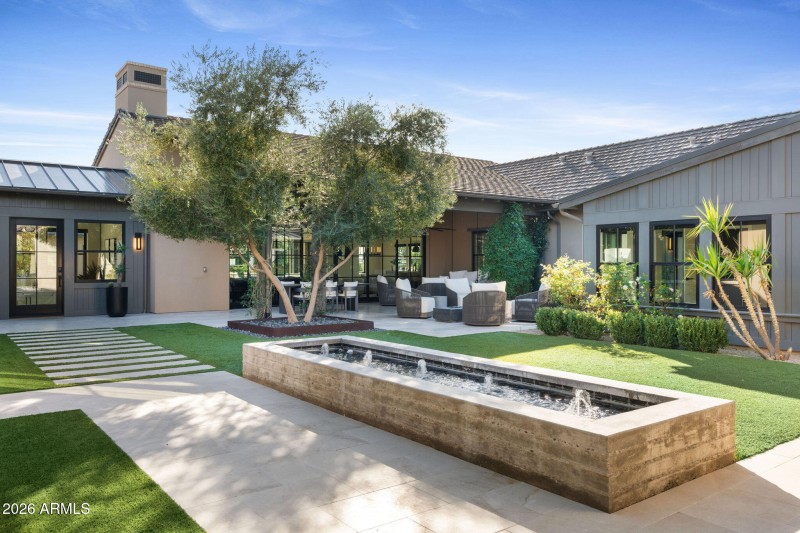 60-web-or-mls-22407-n-89th-st