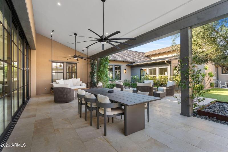 62-web-or-mls-22407-n-89th-st