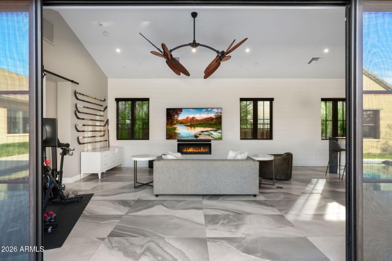 67-web-or-mls-22407-n-89th-st