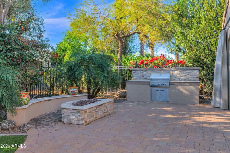 Outdoor Cooking and Fire Pit