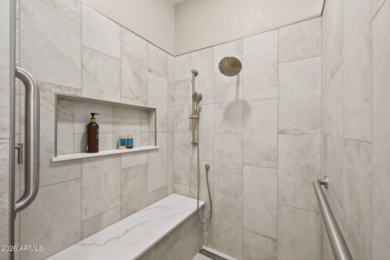 HUGE Spa-like shower with bench seating