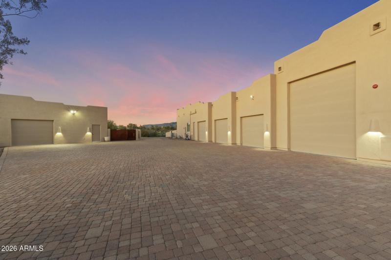 Space for up to 8 Vehicles