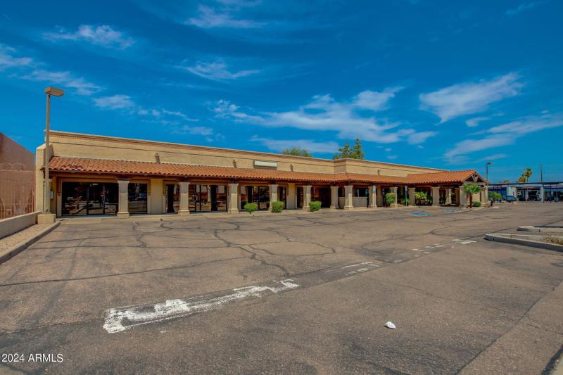 5-web-or-mls-260 n gilbert ext (1 of 16