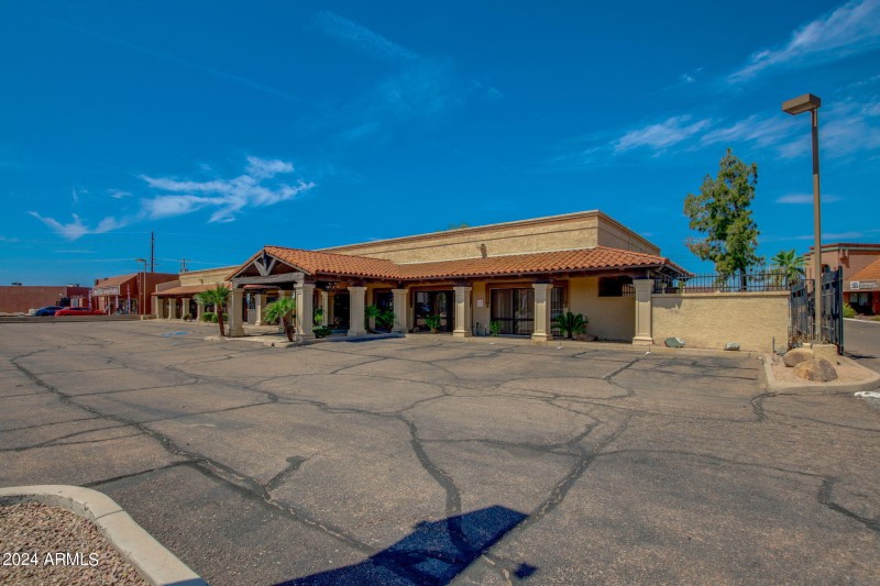 7-web-or-mls-260 n gilbert ext (3 of 16