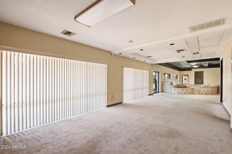 27-web-or-mls-260 N Gilbert Rd - MLS - 0