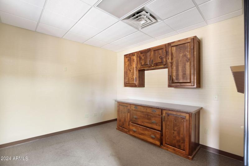 35-web-or-mls-260 N Gilbert Rd - MLS - 0