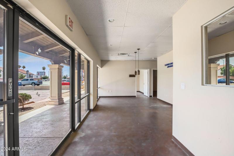 45-web-or-mls-260 N Gilbert Rd - MLS - 0