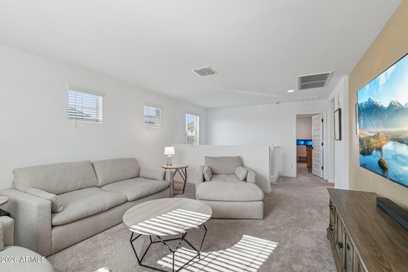 20-web-or-mls-Roma Ave-S1601-020