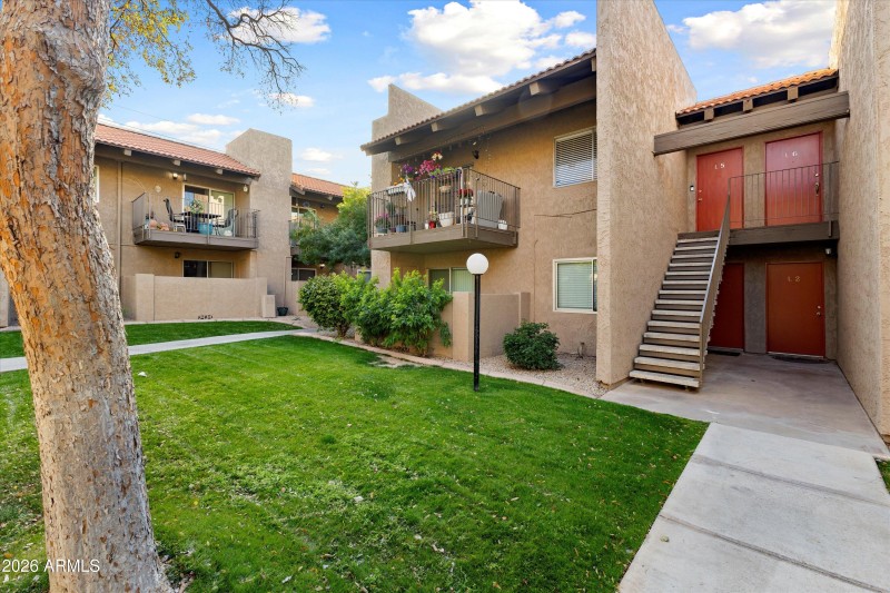 01-5525 E Thomas Rd l1 Unit L1