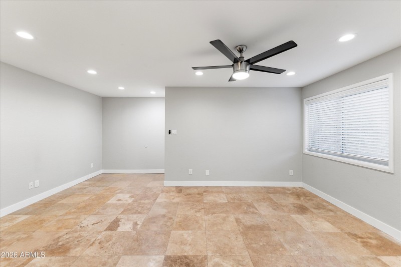 18-5525 E Thomas Rd l1 Unit L1