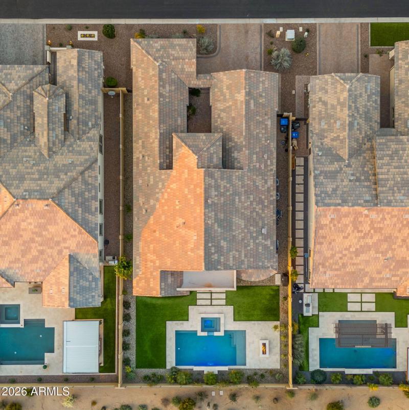 71-web-or-mls-TWILIGHT16