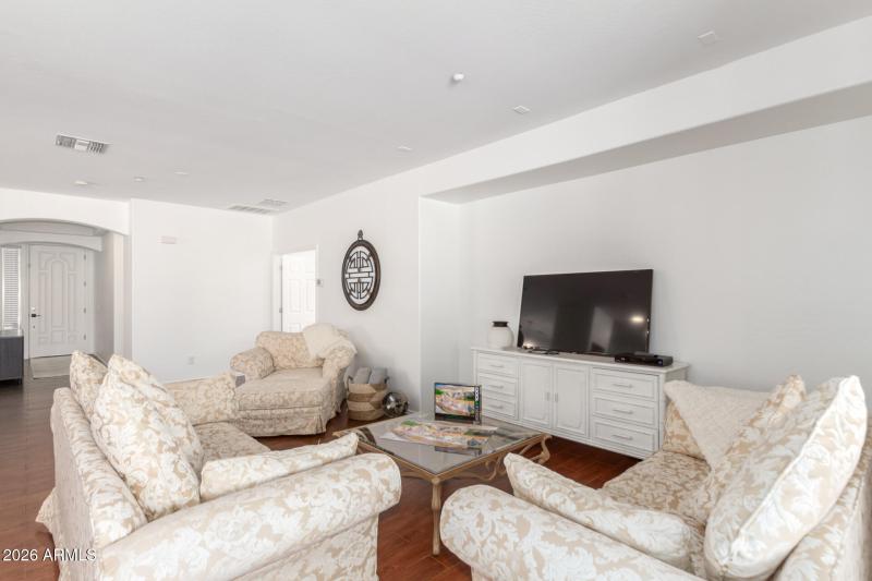 0007-07 Dove Wing 12122