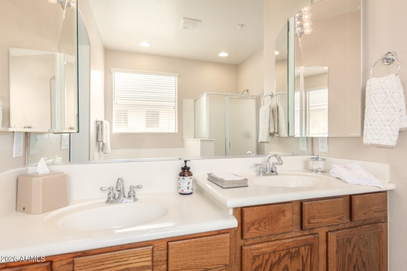 0024-24 Dove Wing 12122