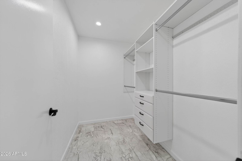 Interior - 8505 E Hansford Ln-17