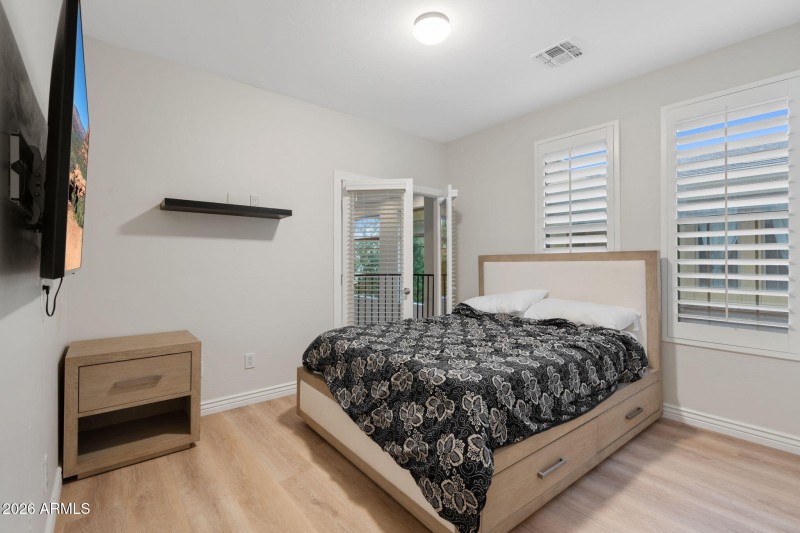 24-web-or-mls-14450-n-thompson-peak-pkwy