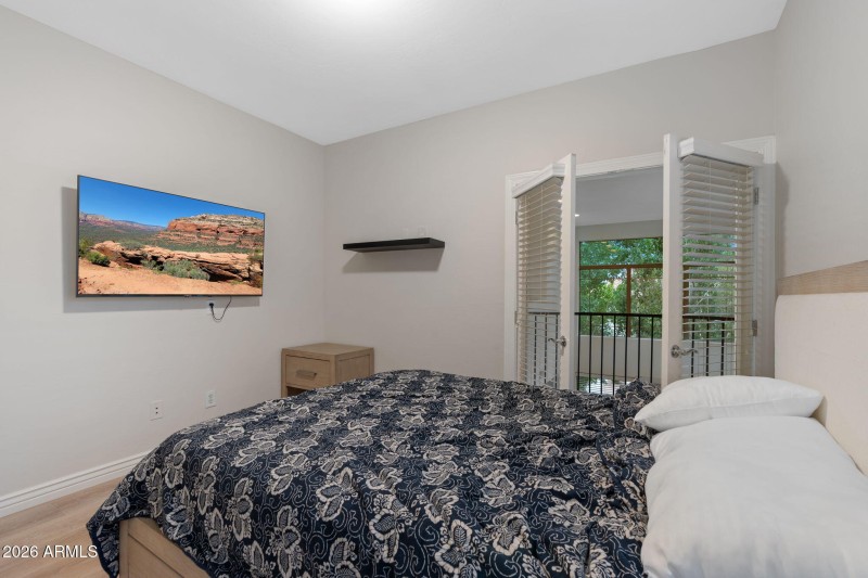 25-web-or-mls-14450-n-thompson-peak-pkwy