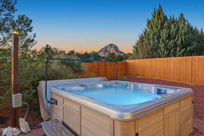 Hot Tub Views of Thunder Mtn