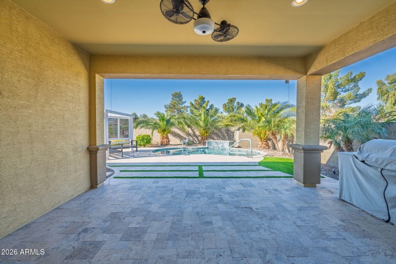 9-web-or-mls-18926 N Arbor Dr-9