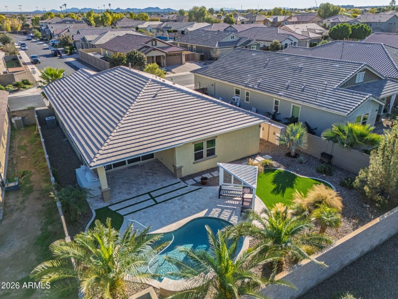 23-web-or-mls-18926 N Arbor Dr-23