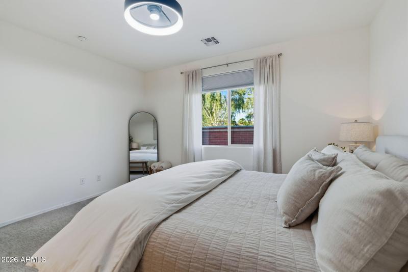 26-web-or-mls-13184 N 146th Ln---8