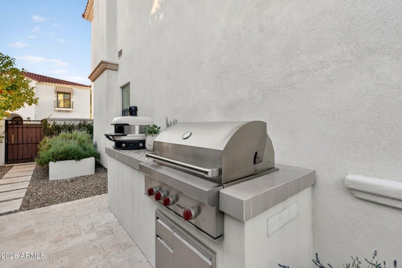 90-web-or-mls-93- E Crittenden Ln