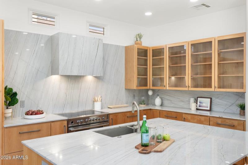 25-web-or-mls-DSC09701