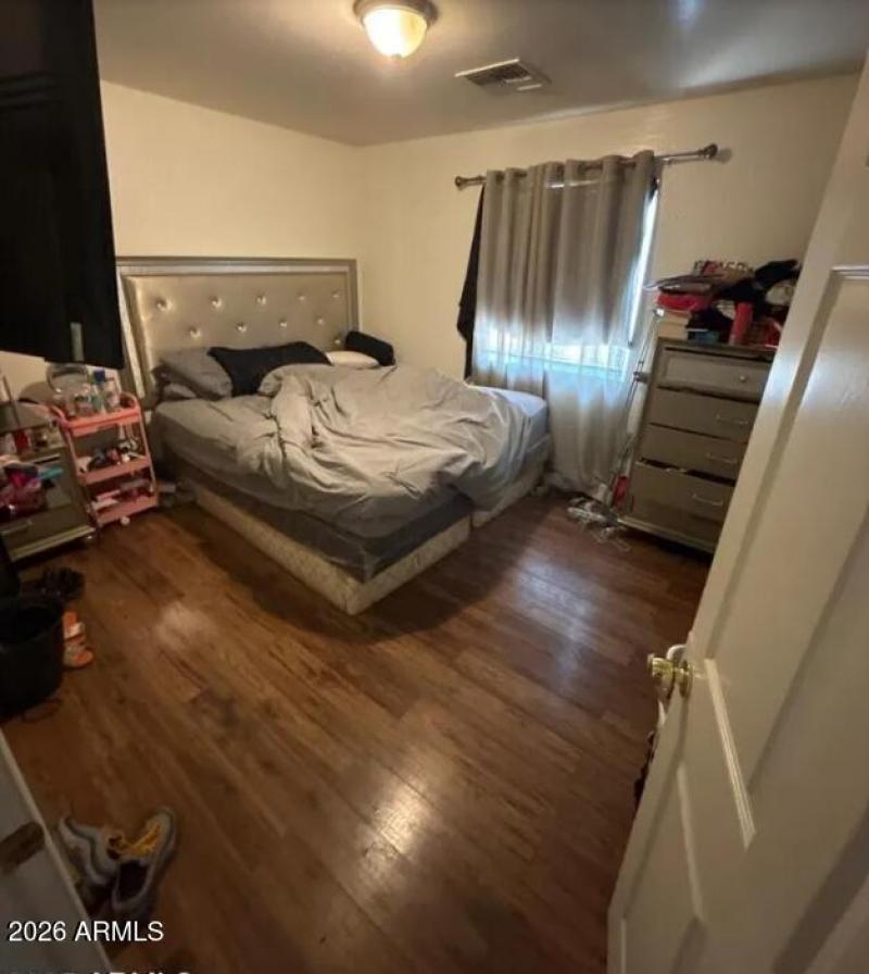 2324 W Lone Cactus Dr Unit 101 Beroom