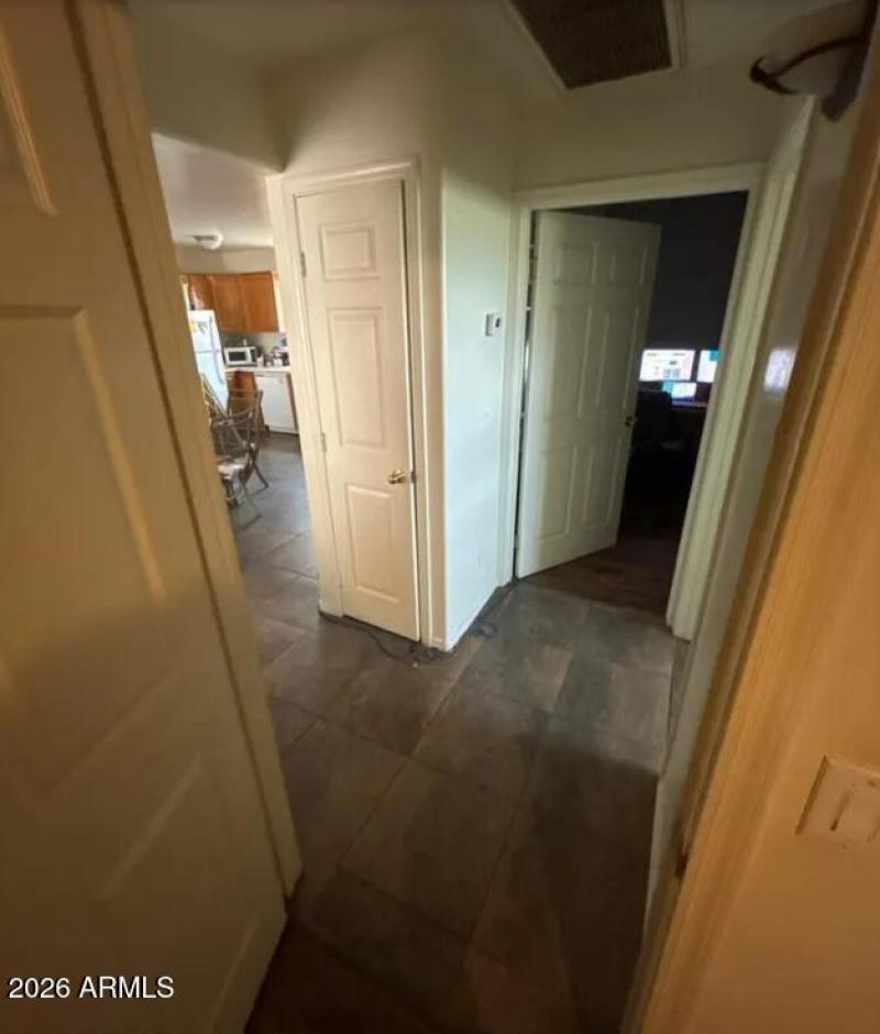 2324 W Lone Cactus Dr Unit 101 hallway