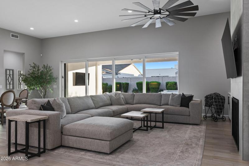 20701 E Indiana Ave-21