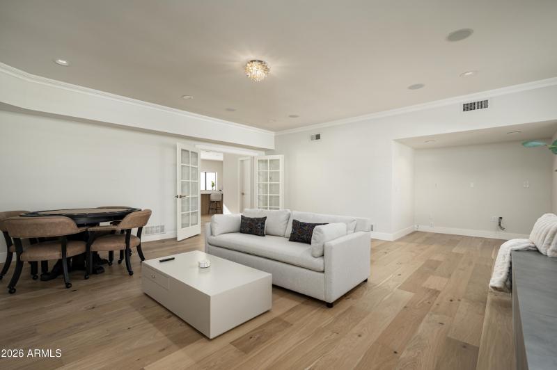 10111 E Cholla St-31