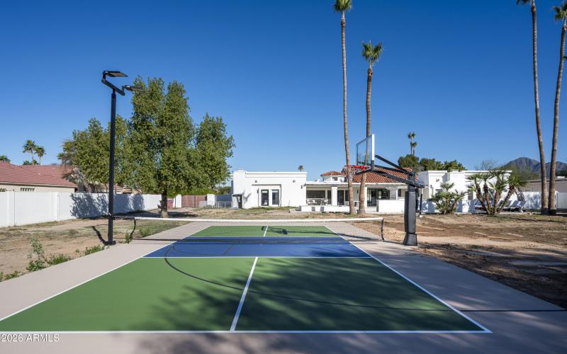 10111 E Cholla St-48