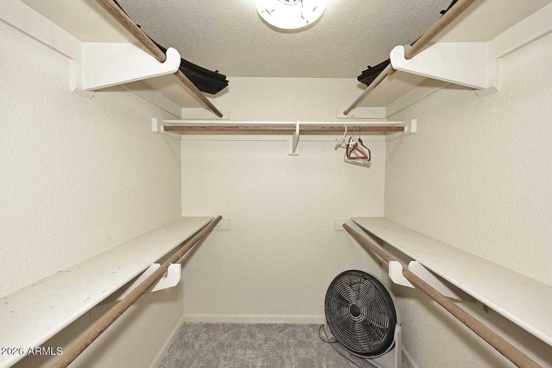 3rd Guest Bedroom-Closet