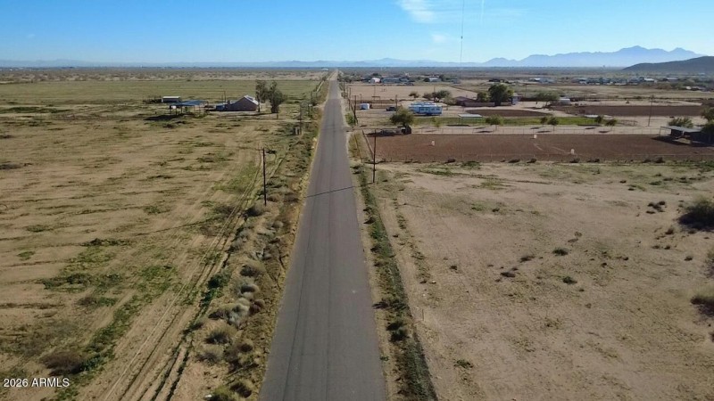 Cornman Rd looking E