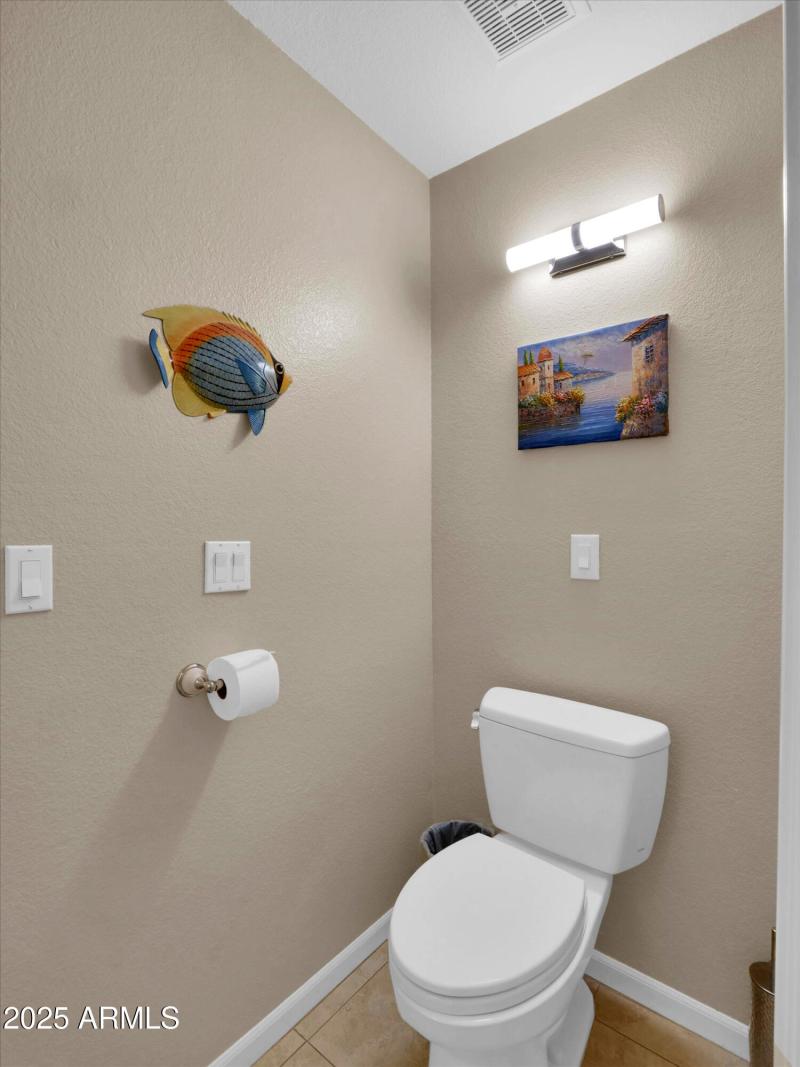 Master Bath & Closet (4)