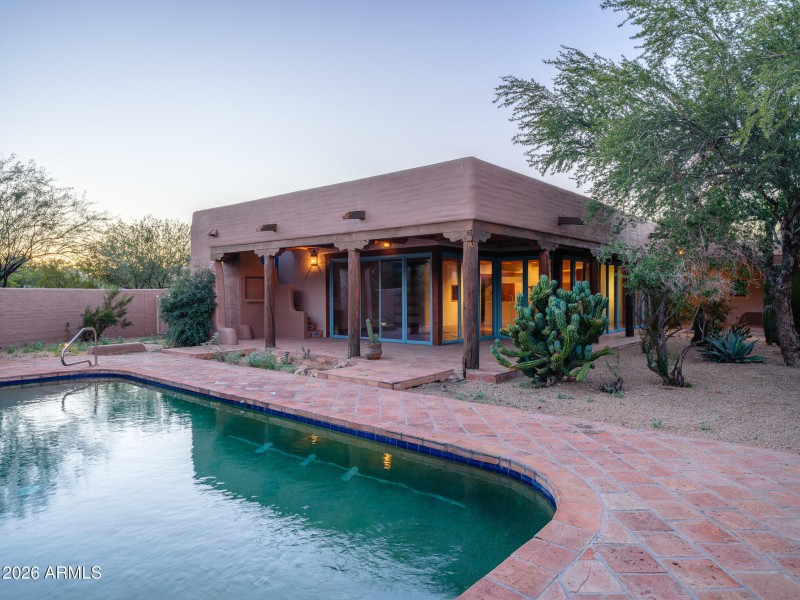 Listings_5507_N_PaloCristiRd_Images-65