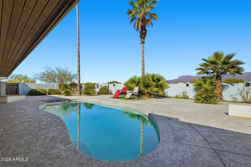 10046 E Hummingbird Lane