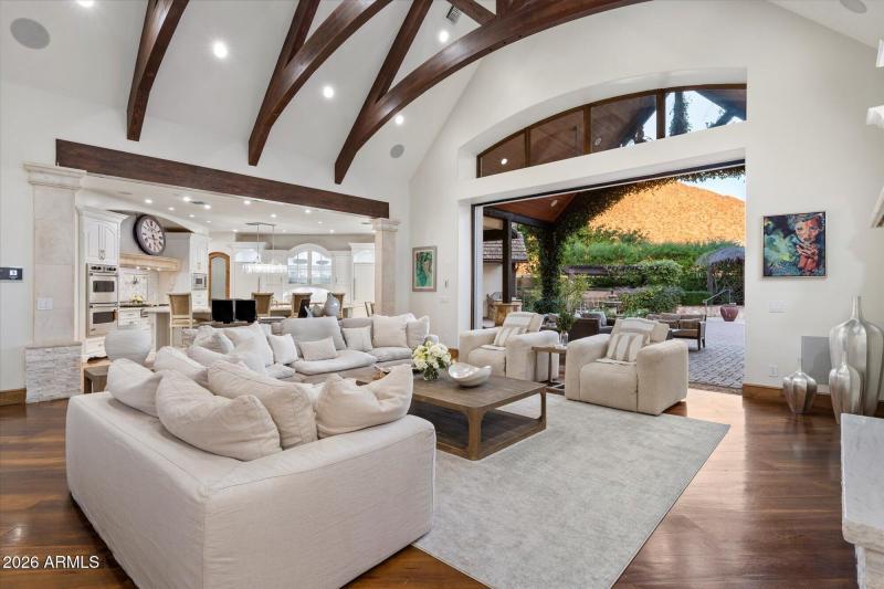 Family Room Camelback Mountain Views