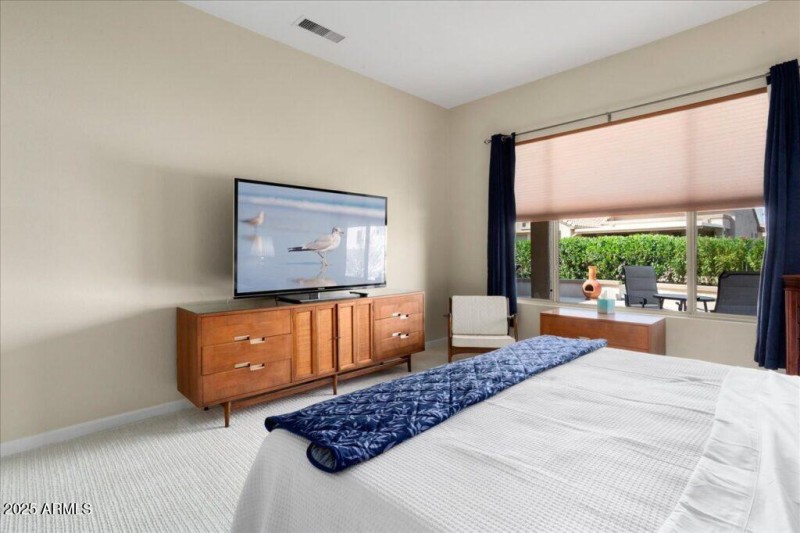 26-15504-W-Coral-Pointe-Dr-1-1024x682