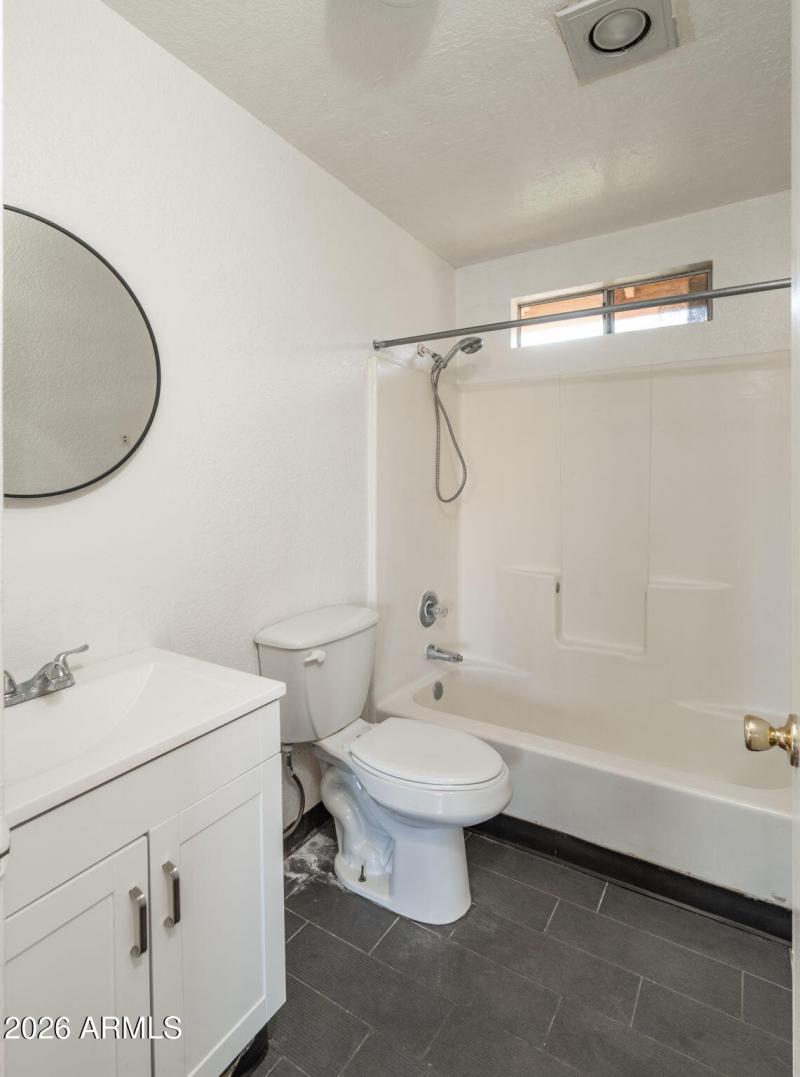 28-web-or-mls-4224-canyon-trail