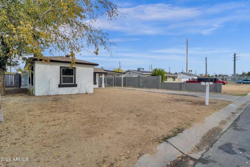 1-web-or-mls-2334-w-morten-ave