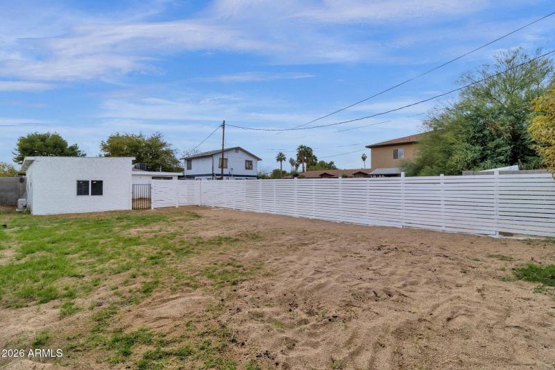 63-web-or-mls-2334-w-morten-ave