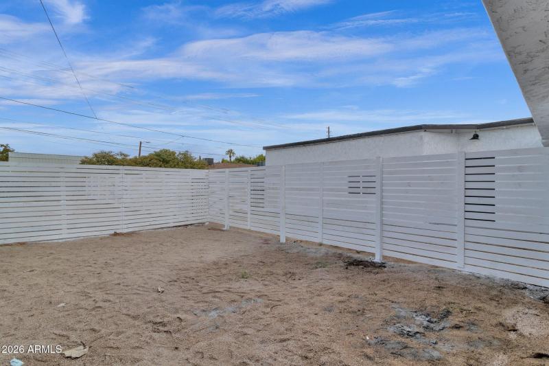 70-web-or-mls-2334-w-morten-ave