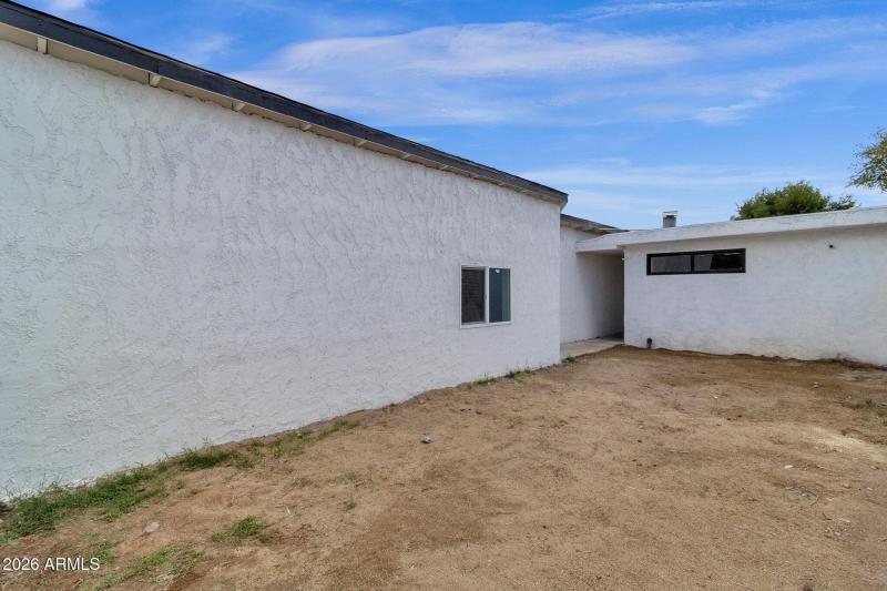 43-web-or-mls-2334-w-morten-ave