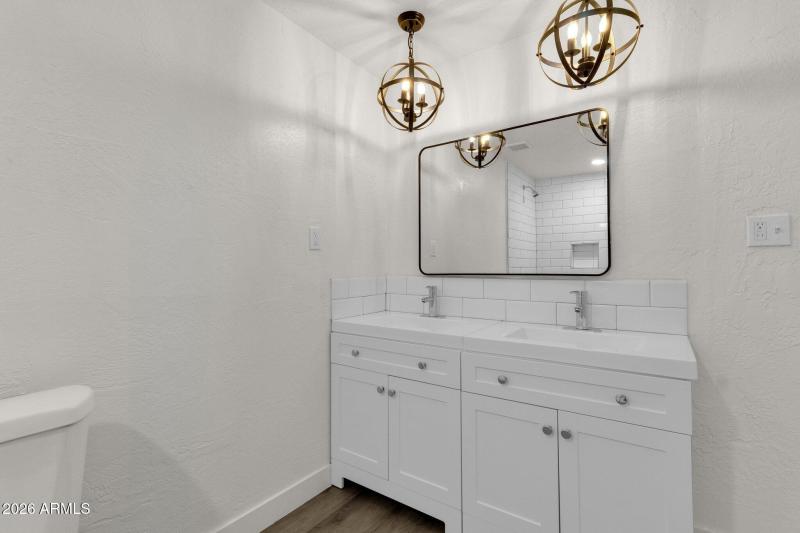 36-web-or-mls-2334-w-morten-ave