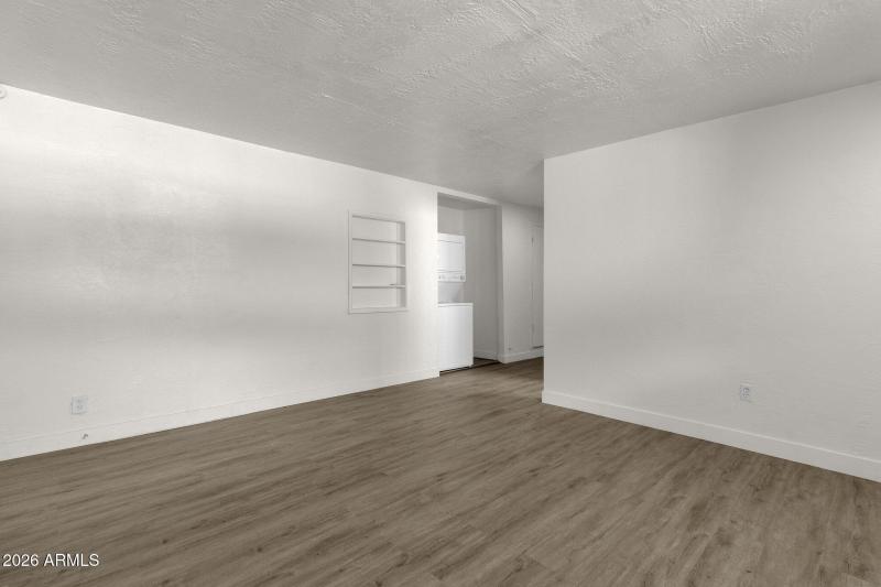 29-web-or-mls-2334-w-morten-ave