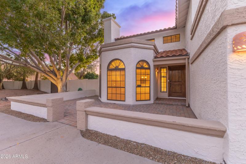 Exterior Front Entry