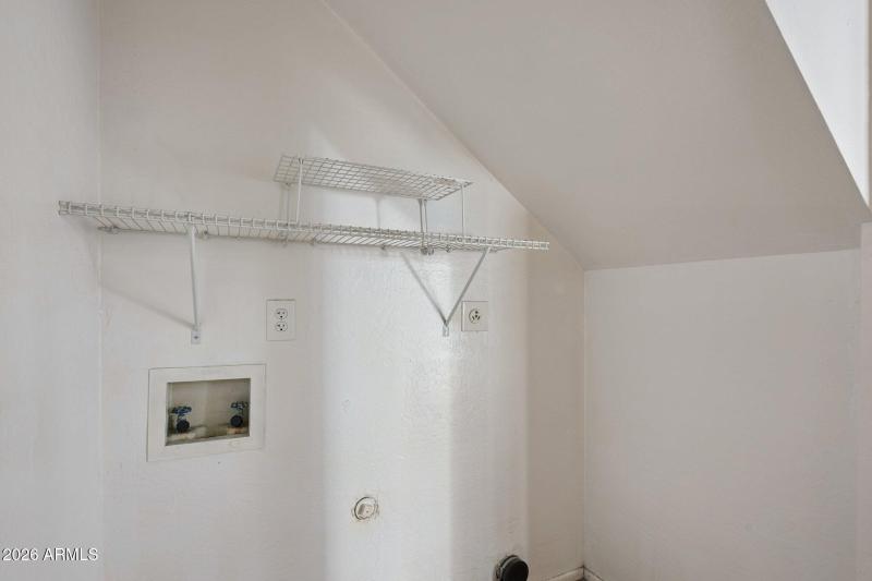 24-web-or-mls-1417-n-dana-st