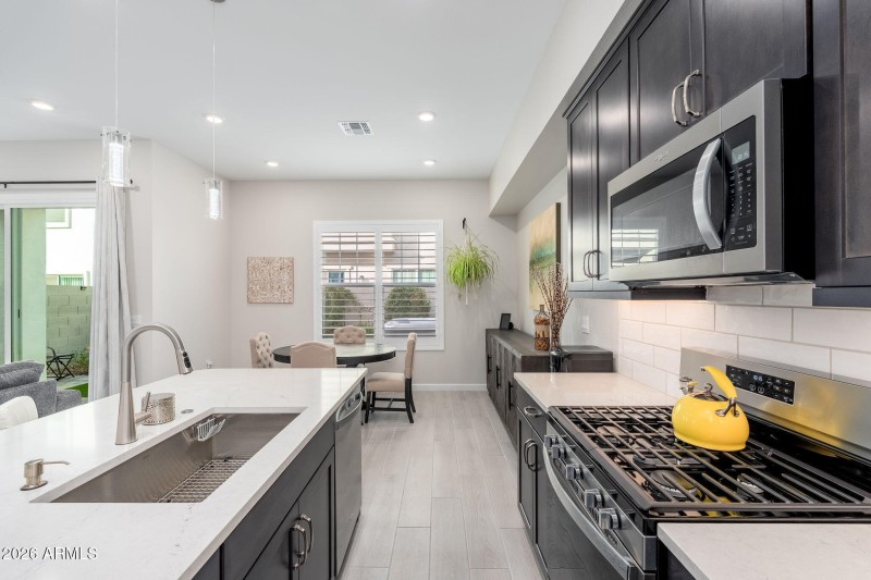 Entertainment ready kitchen