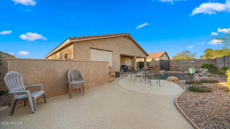 38-web-or-mls-Backyard6